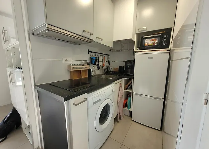 Apartamento Palavas, F2 Climatise, Parking, Wi-fi, Proche - Fr-1-715-89 *
